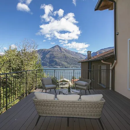 Holiday home Penthouse Di Cremia